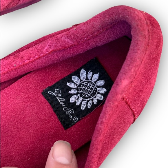 Women's Super Soft Slip-On Slides • Size: 8.5 - Picture 2 of 5